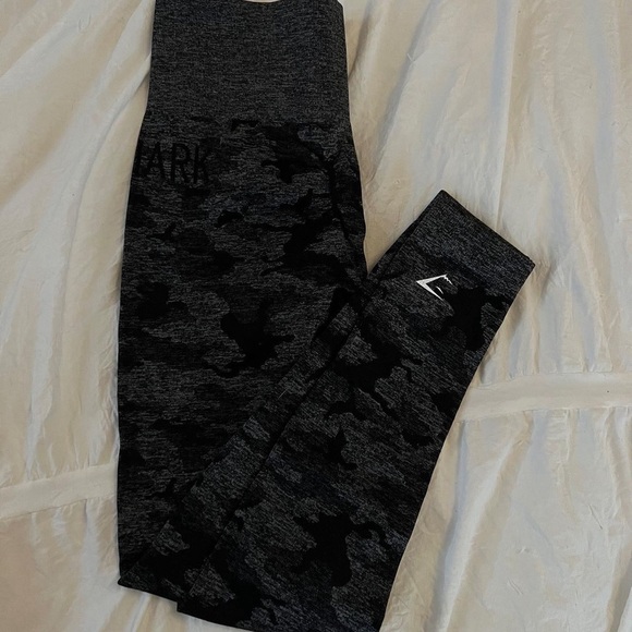 Gymshark camo leggings - Picture 1 of 1